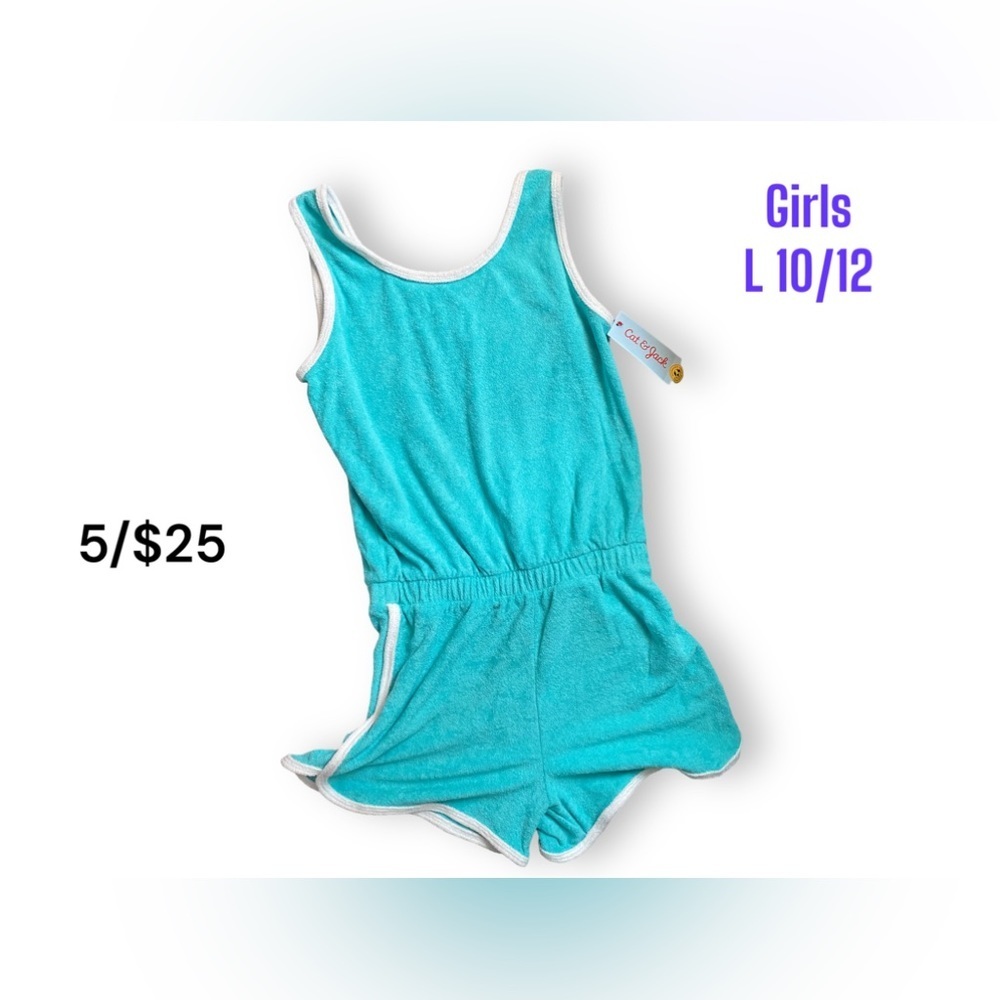 5/$25 Cat & Jack girls terry romper​​